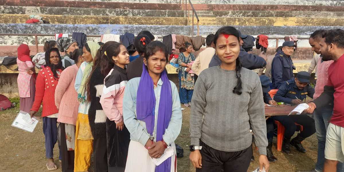 आमाहरुको निर्वाचन प्रहरी बन्ने रहर